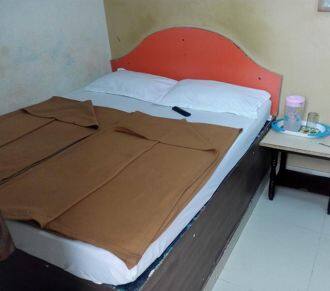 Sri Bhavani Deluxe Lodge, Hyderabad 2
